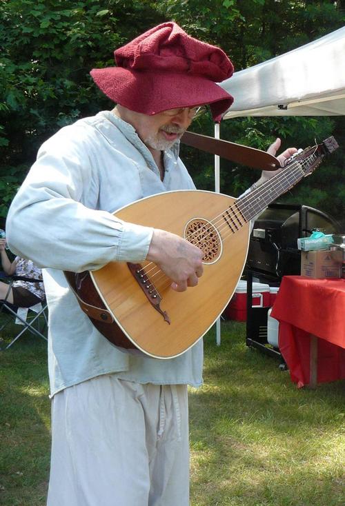 lute guitar